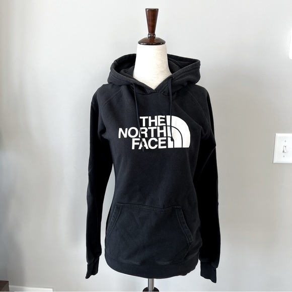 The North Face Classic Hoodie with Brand Graphic - Picture 1 of 8